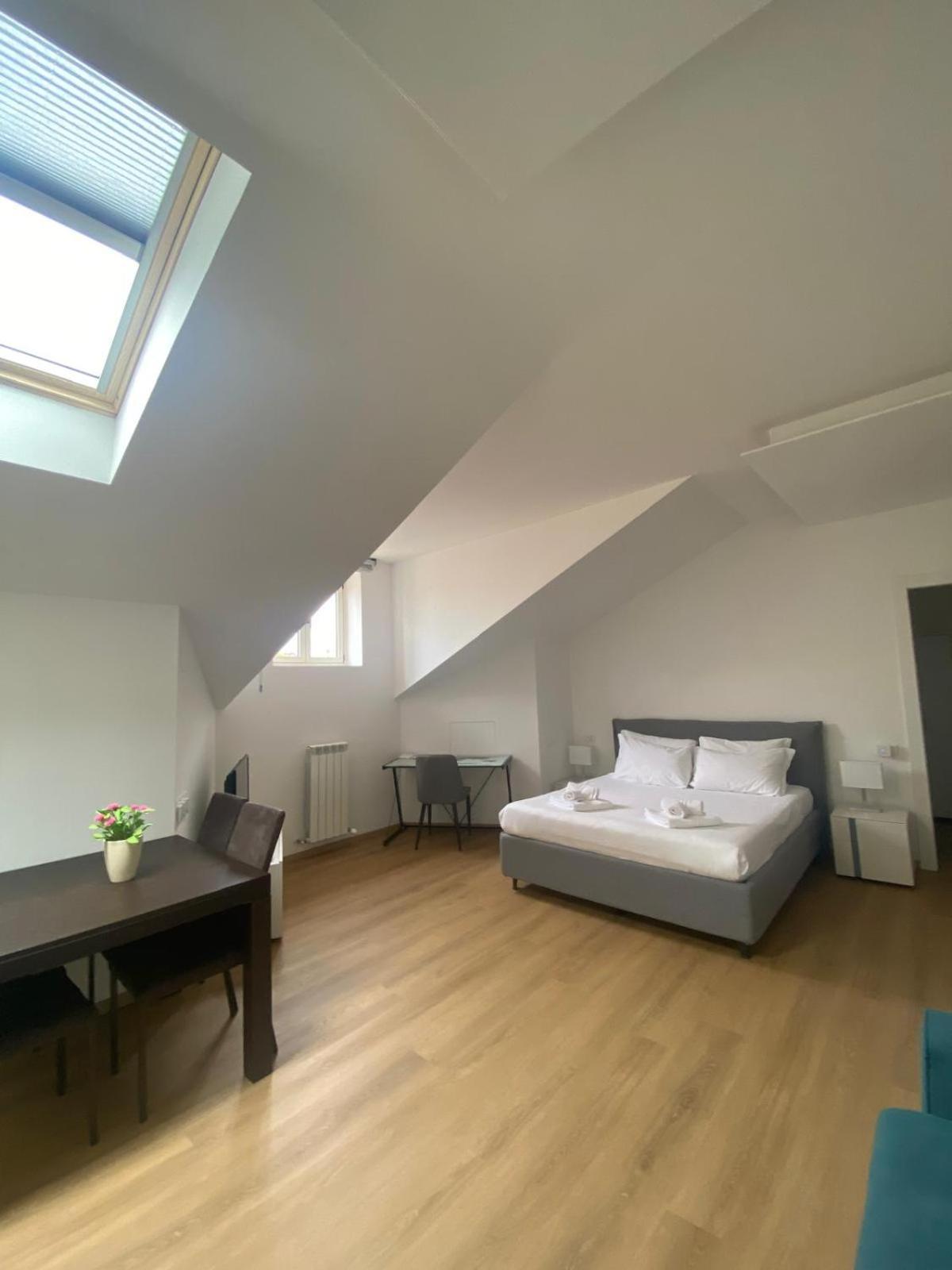 Appartamento Palazzo Venezian 5 Trieste Esterno foto